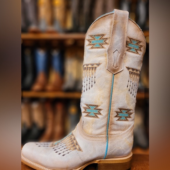 #8048. NEW! Corral Woven Eagle Women's Western Cream Boots w/Embroidery. Size 8 - Picture 1 of 12
